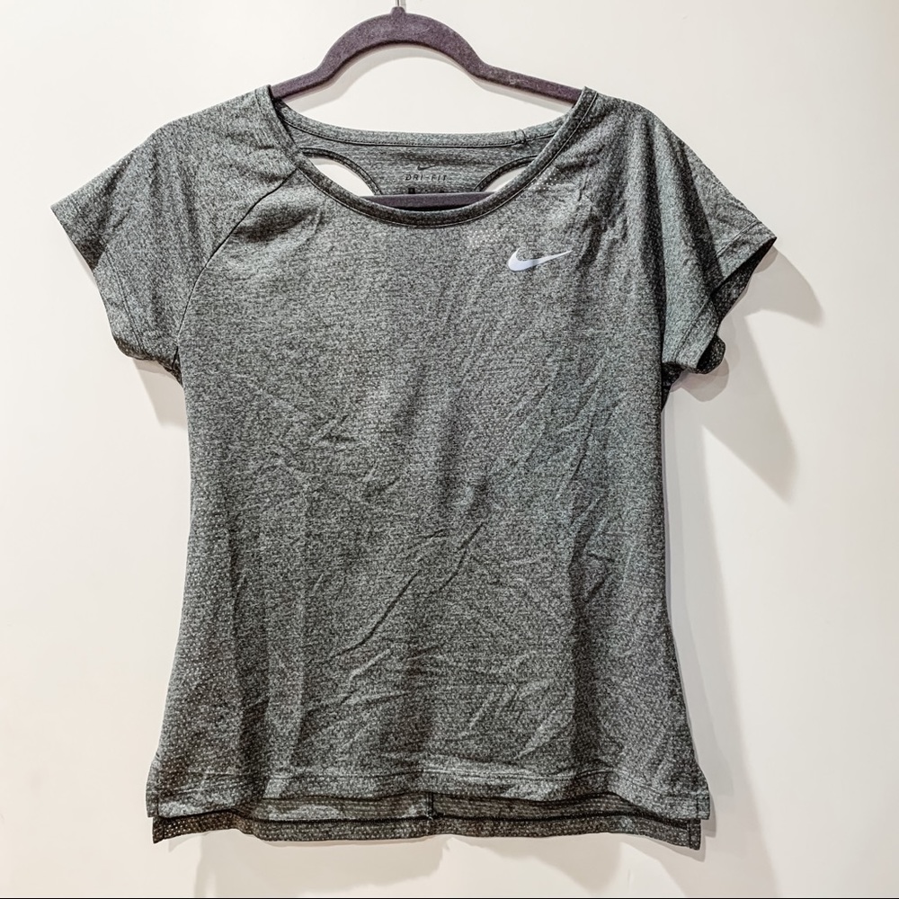 Nike Athletic Jersey Shirt w. Cut Out Back Detail